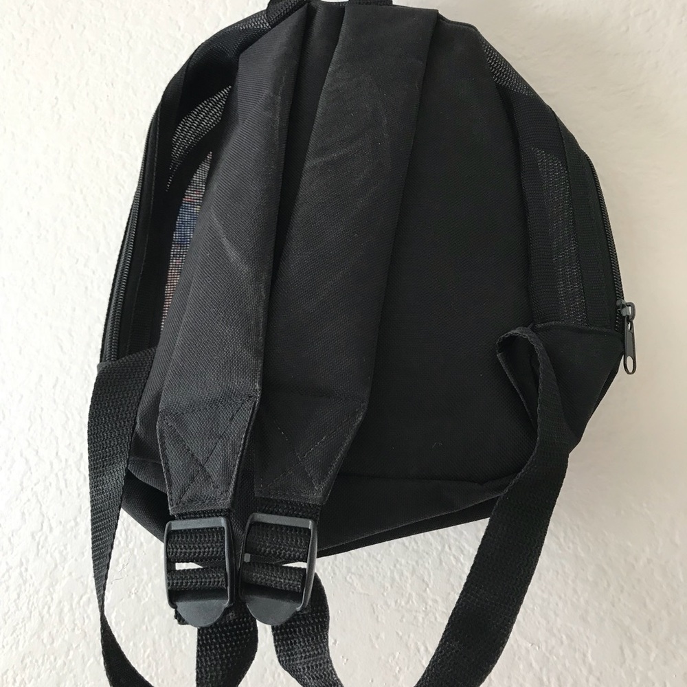 ❗️SOLD❗️Super Mario Brothers Small Mesh Backpack - Picture 6 of 7